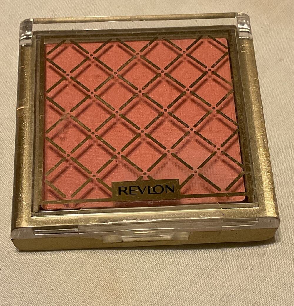 Revlon Leading Lady Blush Everything’s Rosy New
